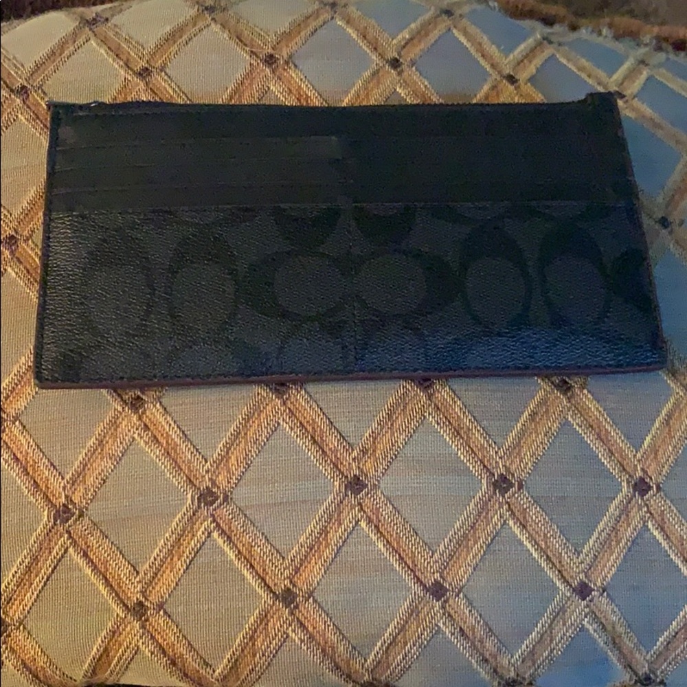 ZIP PHONE WALLET IN SIGNATURE CANVAS